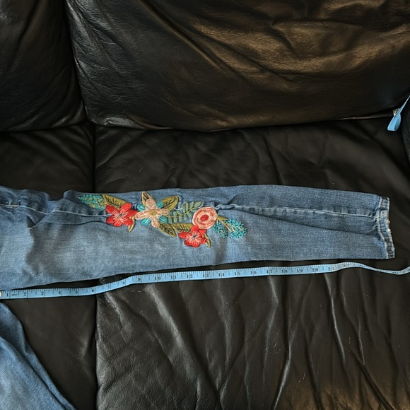 Zara Midrise Floral Embroidered Skinny Jeans Size 2 - Picture 10 of 11